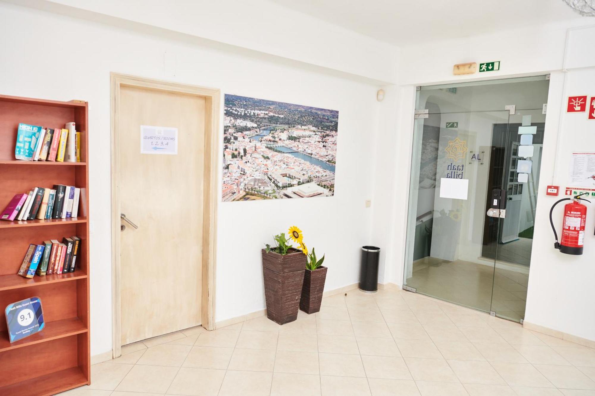Taah Billa Guest House Tavira Exterior foto